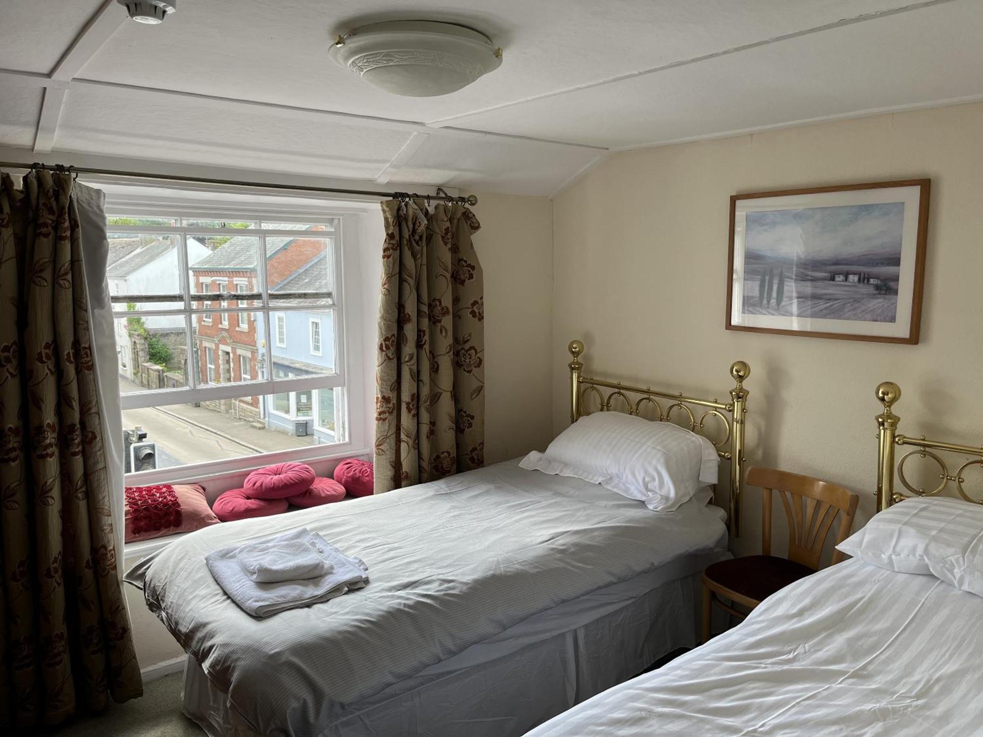 Hotel King'S Arms Lostwithiel Pokoj fotografie